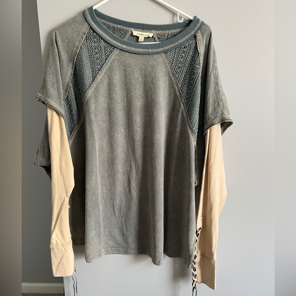 Oli & Holi dusty blue sweater